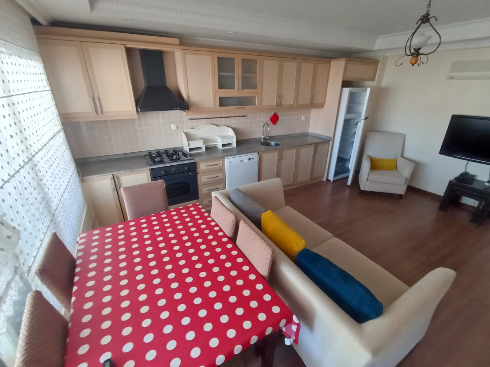 Alanya Cikcilli'de Deniz Manzaralı, Havuzlu Satılık 3+1 Dubleks Daire