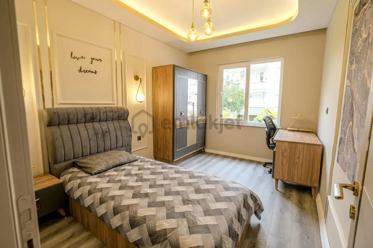 Alanya Mahmutlar Satılık 2+1 Daire | Denize 50 m, Eşyalı