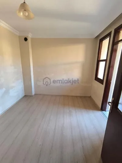 Alanya İncekum 4+1 Tripleks Satılık Denize Yakın Villa