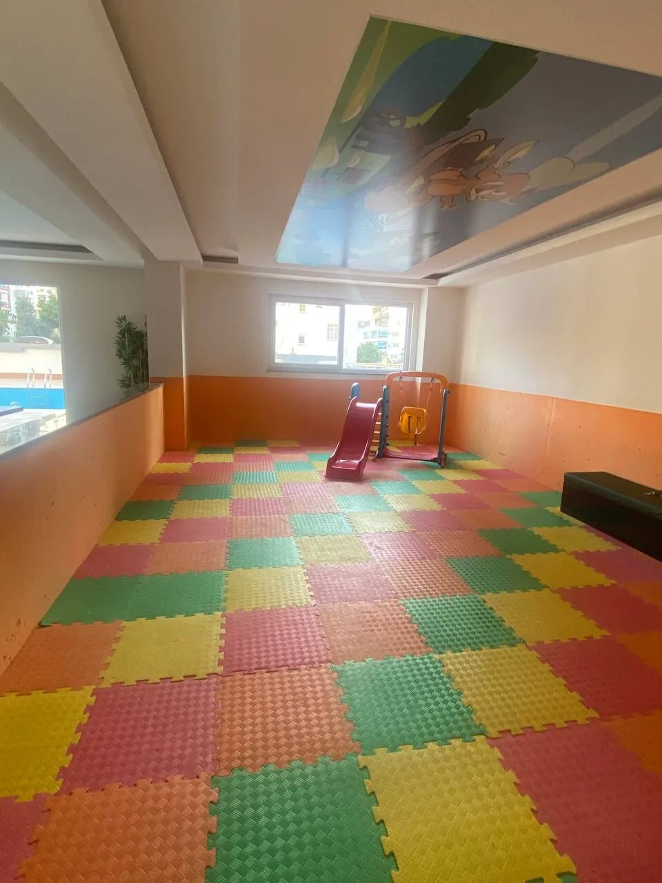 Alanya Mahmutlar Satılık 1+1 | Havuzlu Site – EmlakJest
