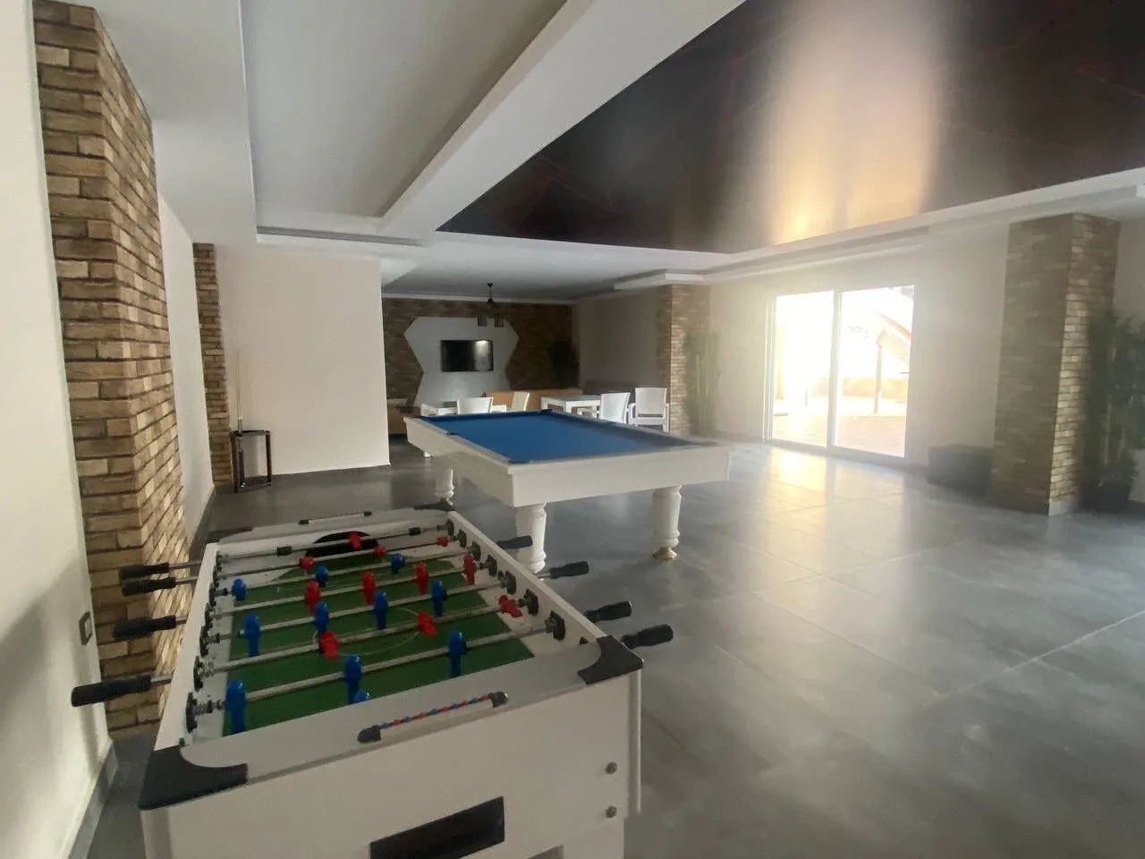 Alanya Mahmutlar Satılık 1+1 | Havuzlu Site – EmlakJest