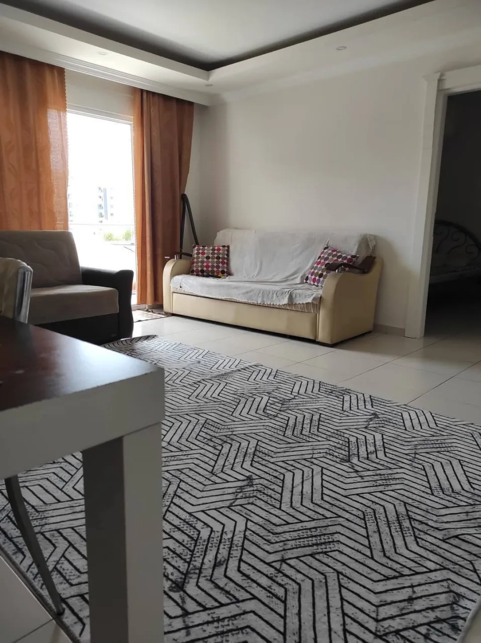Alanya Avsallar Site İçinde Aktiviteli Geniş Satılık 1+1