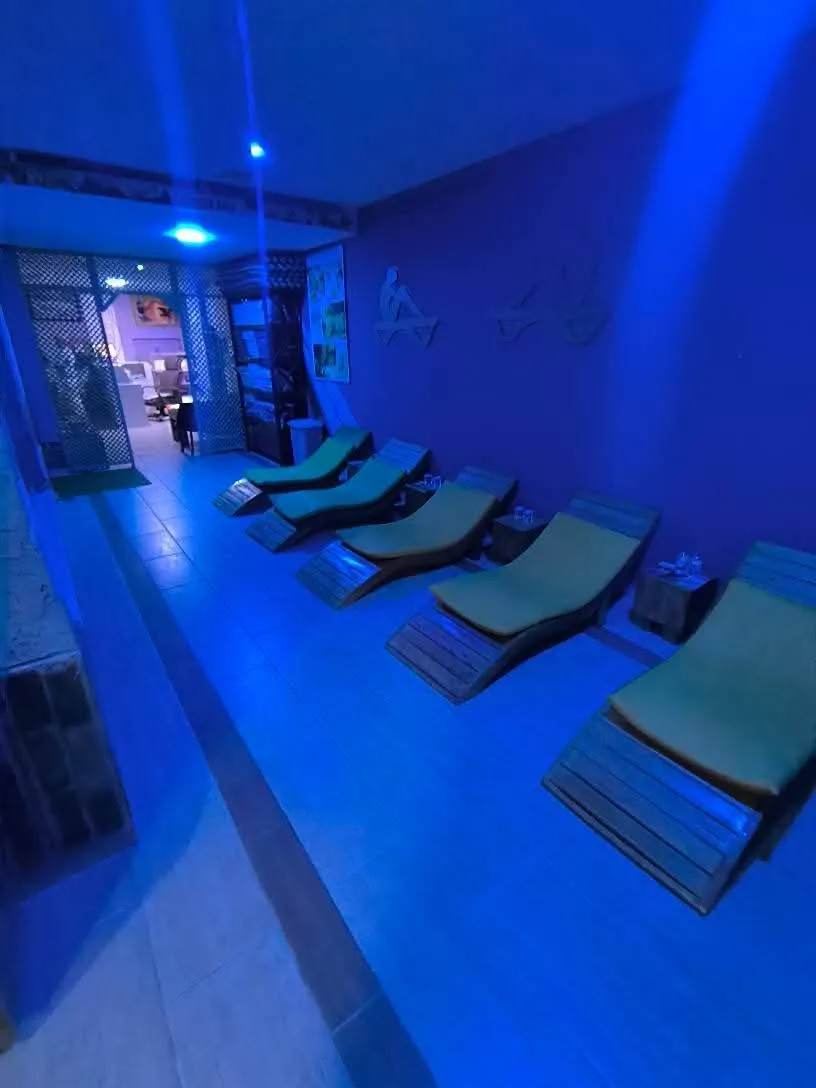 Alanya Avsallar Site İçinde Aktiviteli Geniş Satılık 1+1