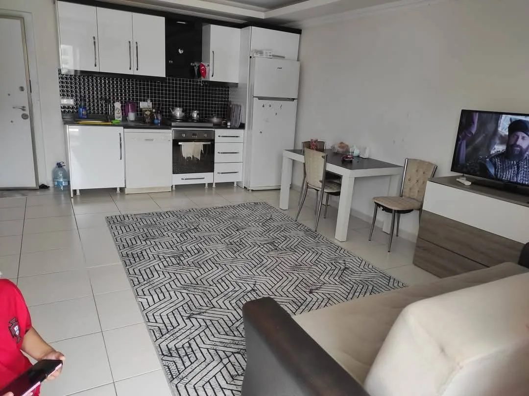 Alanya Avsallar Site İçinde Aktiviteli Geniş Satılık 1+1