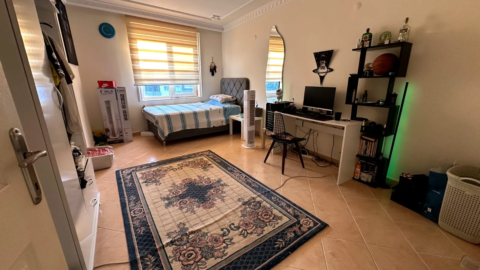 Alanya Tosmur Satılık 2+1 Daire | Havuzlu, Denize 800 m
