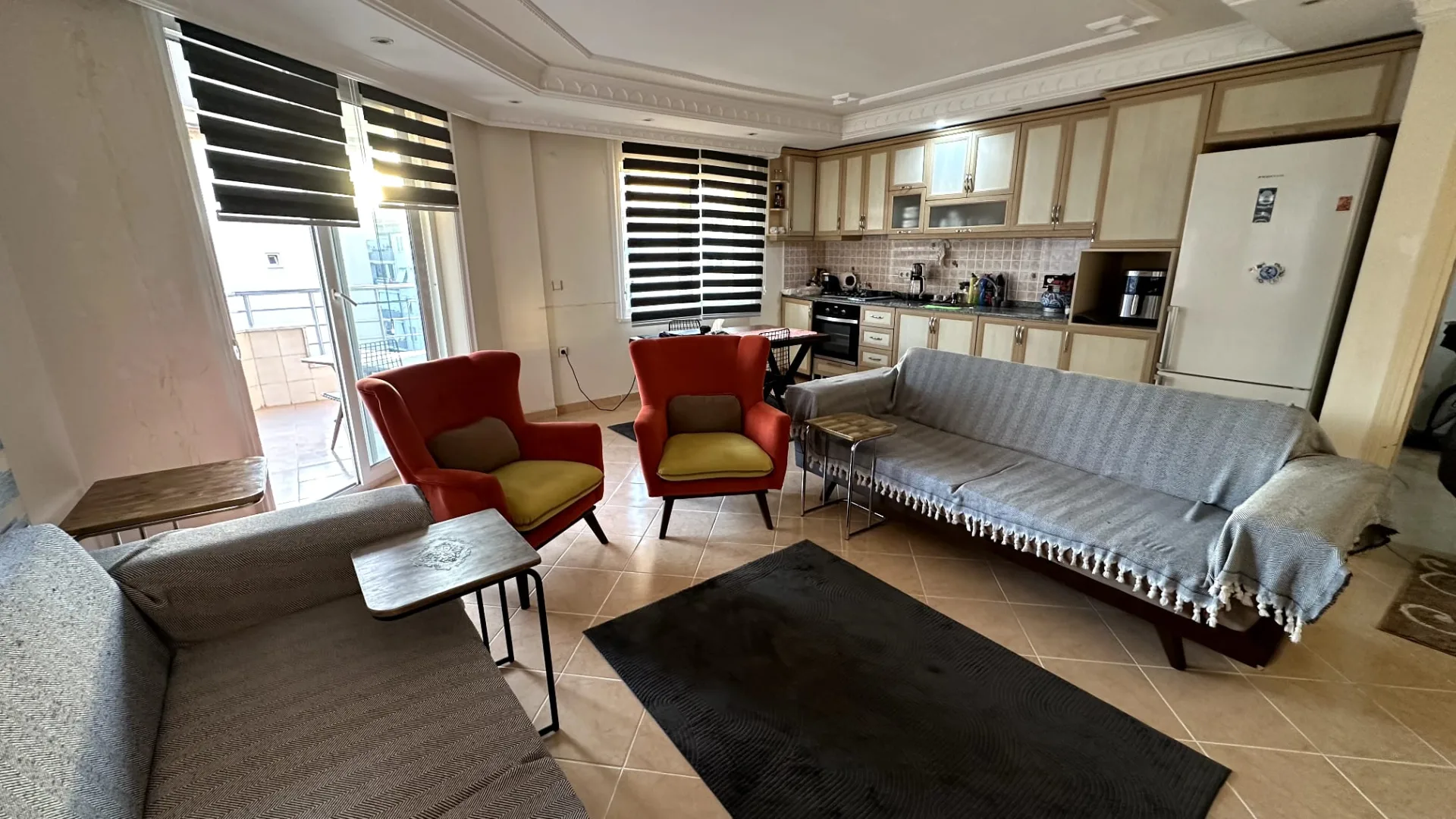Alanya Tosmur Satılık 2+1 Daire | Havuzlu, Denize 800 m
